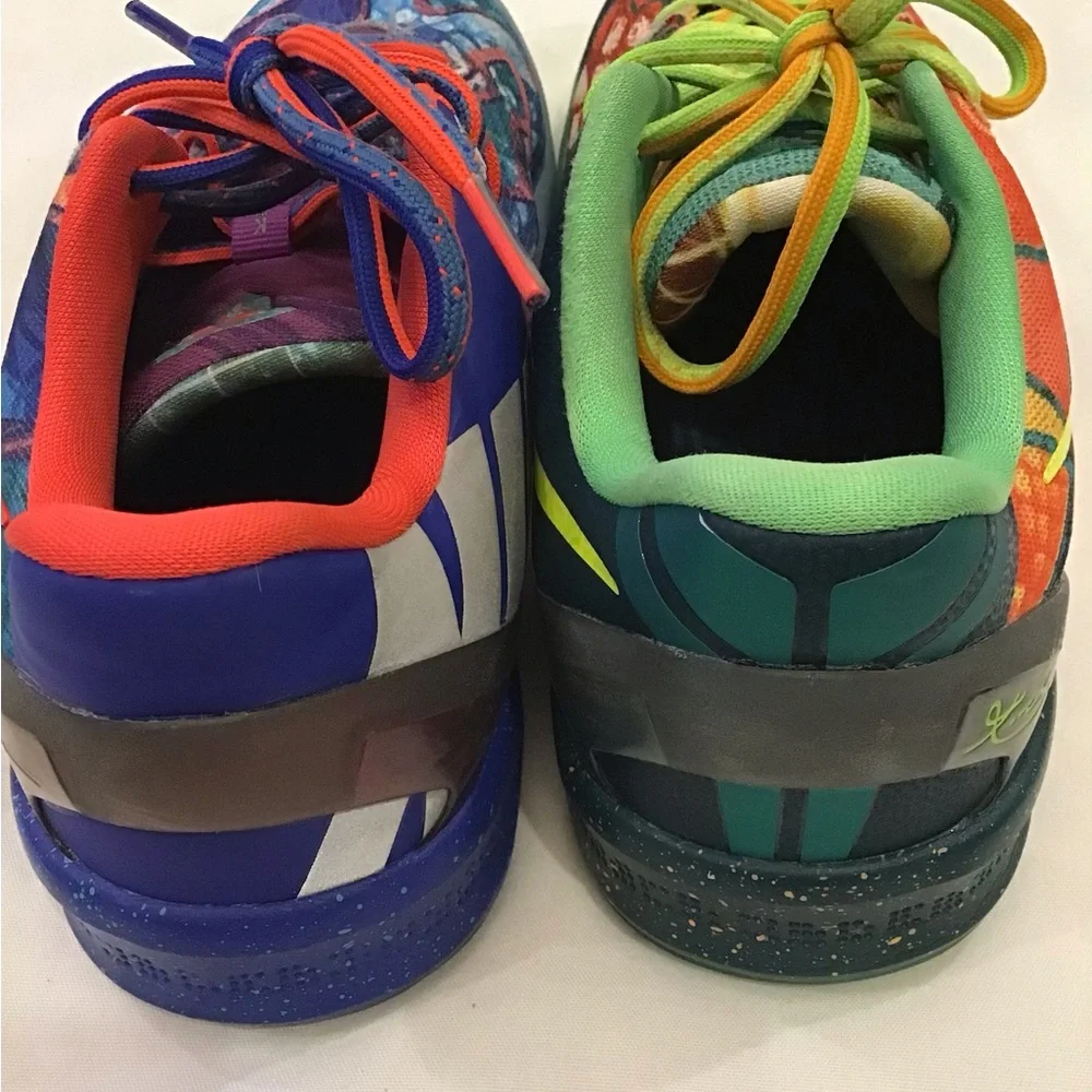 Nike vibrant pair
